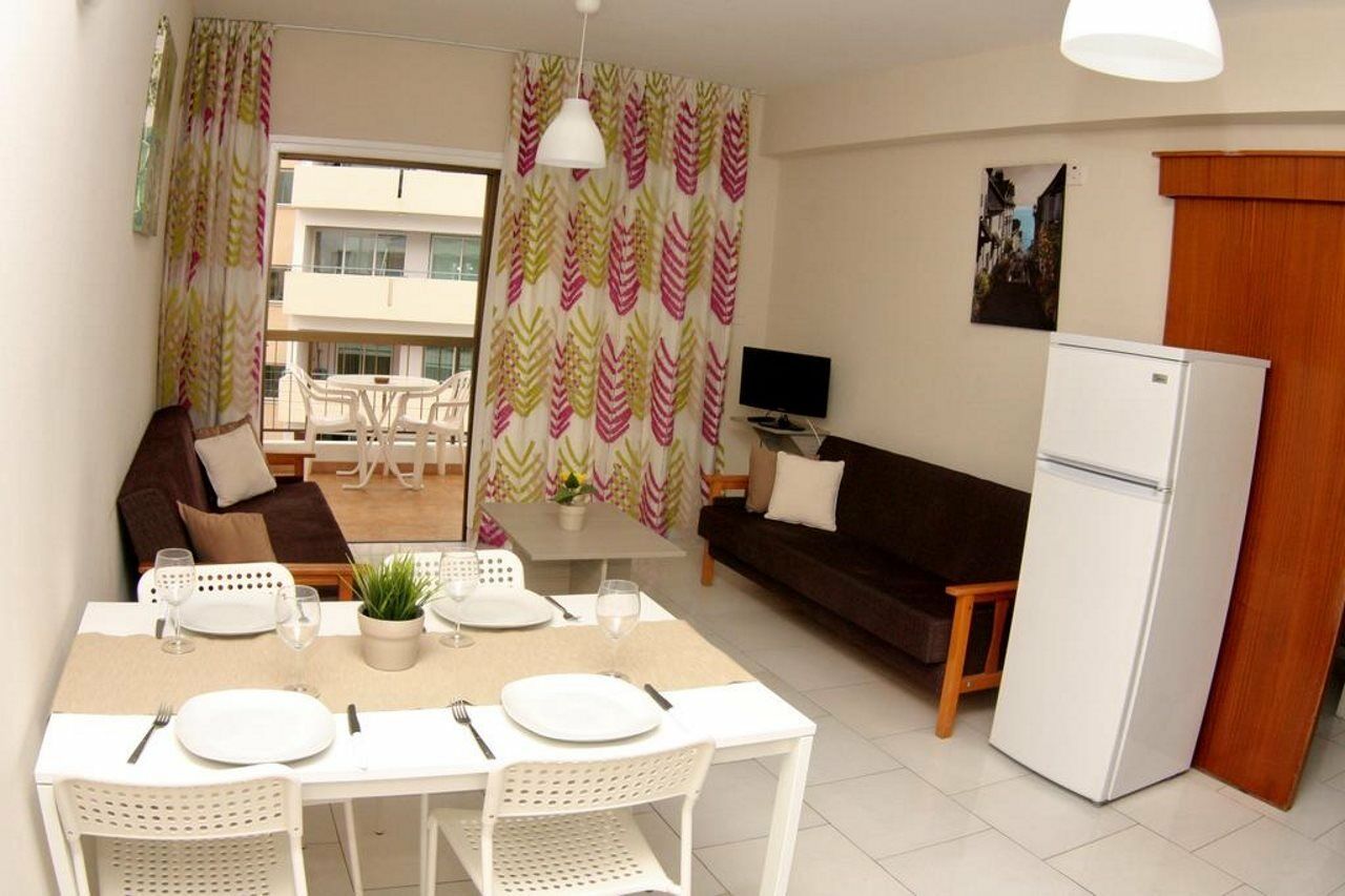 Staycentral Larnaca Exterior photo