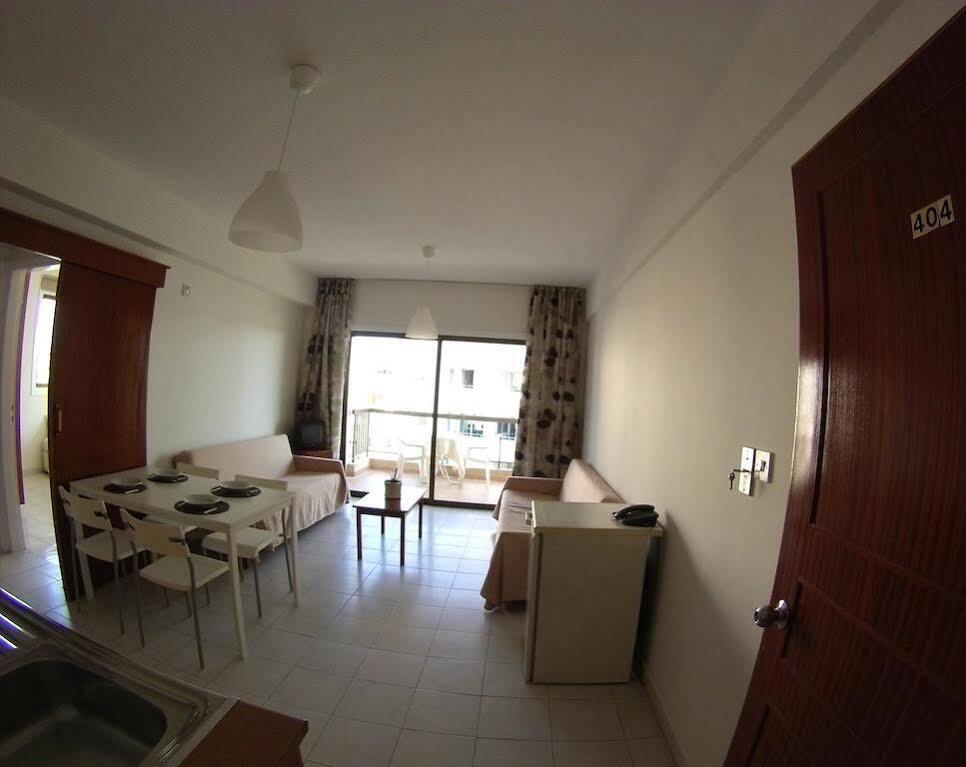 Staycentral Larnaca Exterior photo